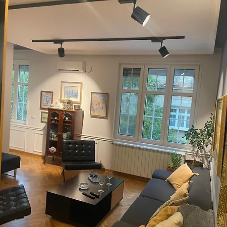 Apartment The Crown Luxury *