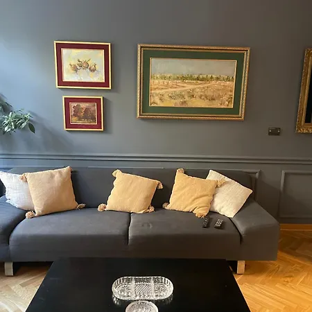 The Crown Luxury Apartment Belgrade