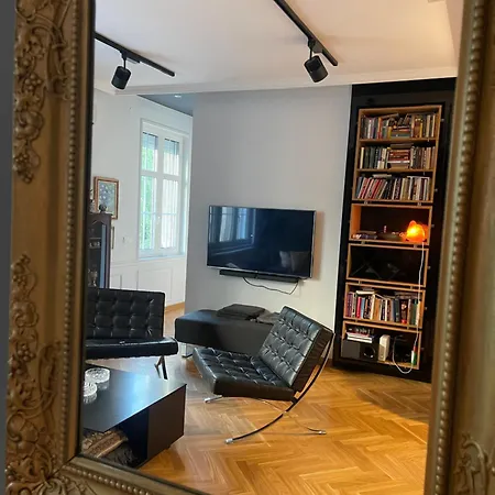 The Crown Luxury Apartment Belgrade