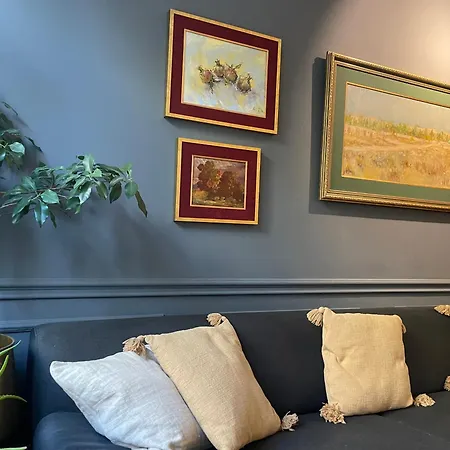 Apartment The Crown Luxury Belgrade